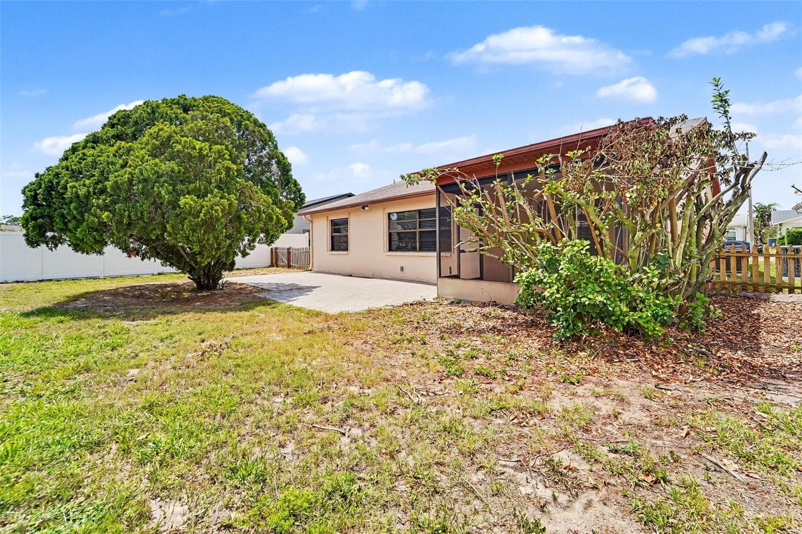 Single Family Residence at 11320 JACK RABBIT LN, PORT RICHEY, photo 18 of 19