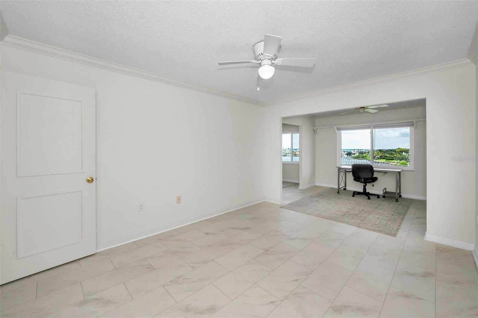 Guest Bedroom with Flex-space/office/den - 100 BLUFF VIEW DR #608C, BELLEAIR BLUFFS