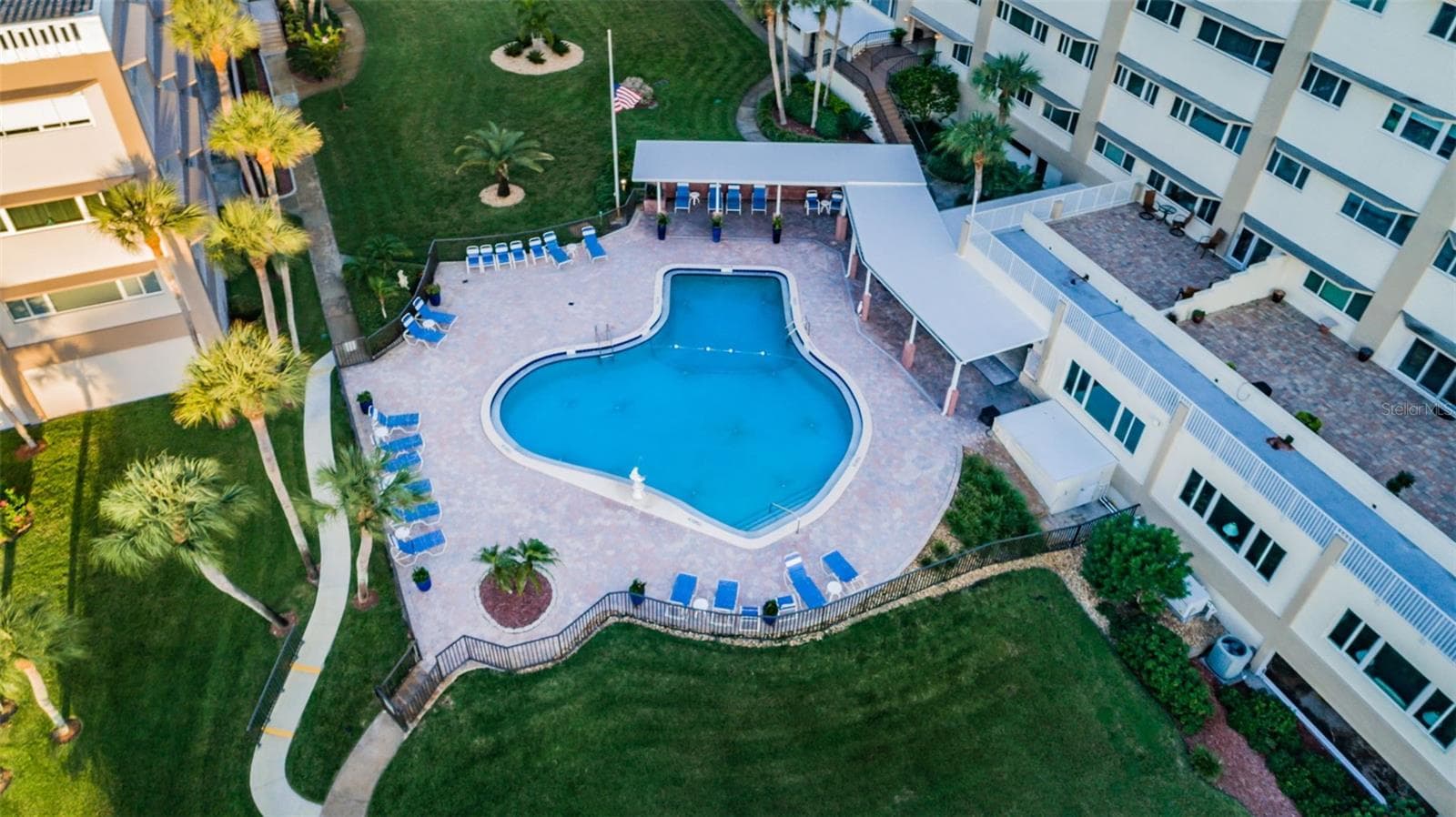 Heated community Pool - 100 BLUFF VIEW DR #608C, BELLEAIR BLUFFS