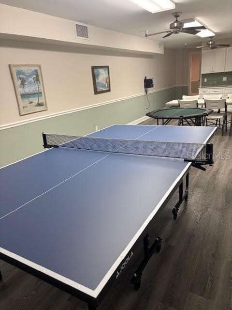 Play Ping Pong with Neighbors - 100 BLUFF VIEW DR #608C, BELLEAIR BLUFFS