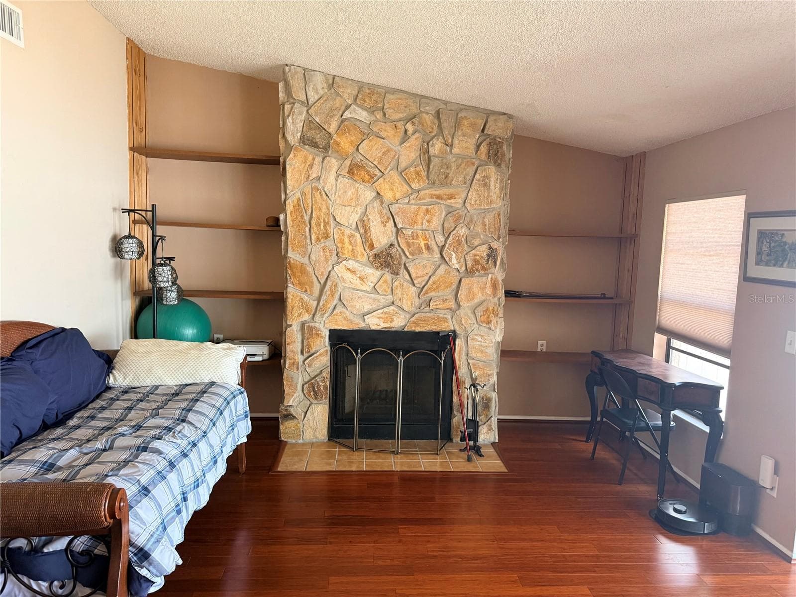 Villa at 2034 MONTEGO CT, OLDSMAR, photo 2 of 17