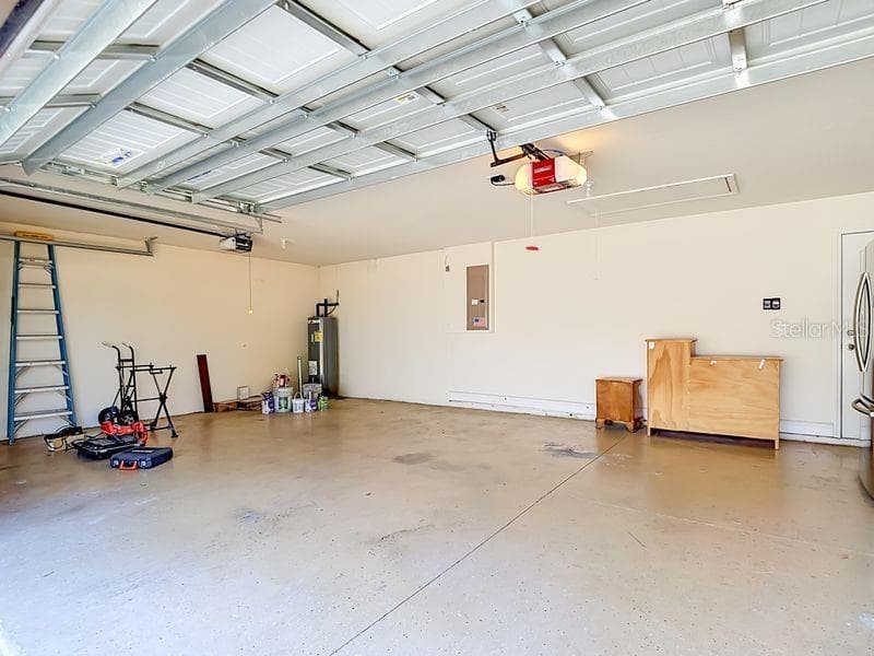 Garage - 12244 LOOPBACK DR, SAN ANTONIO