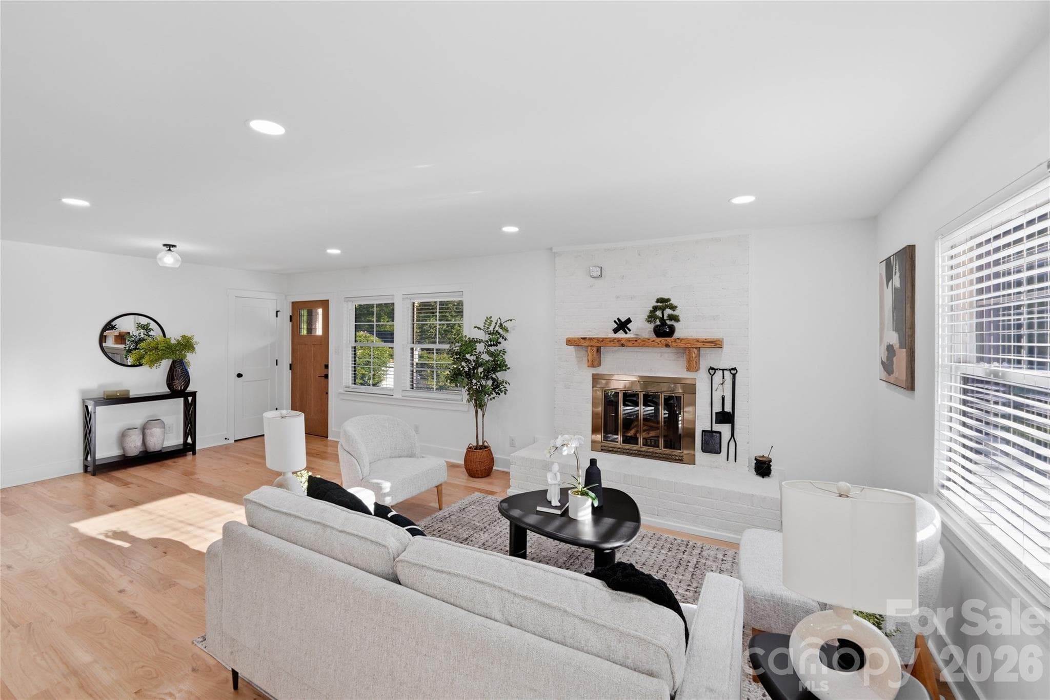 Single Family Residence at 4314 Ivanhoe Place, Charlotte, photo 32 of 40