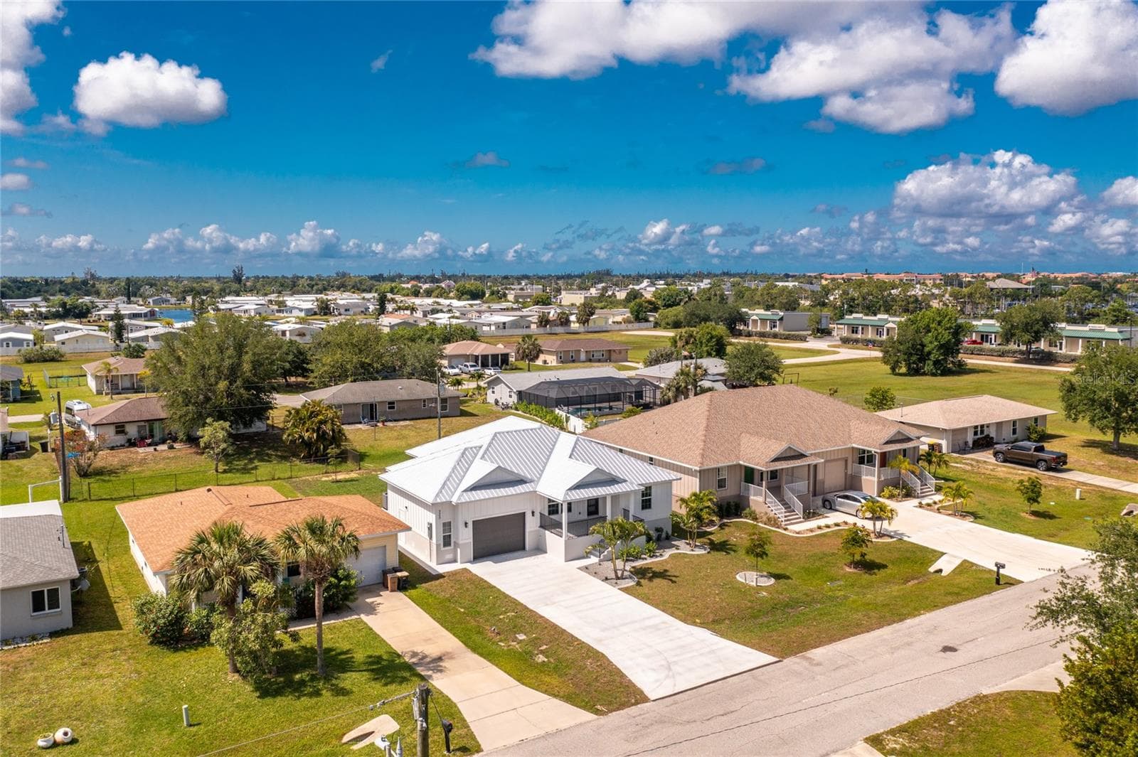 Single Family Residence at 323 BOCA GRANDE BLVD, PUNTA GORDA, photo 65 of 77