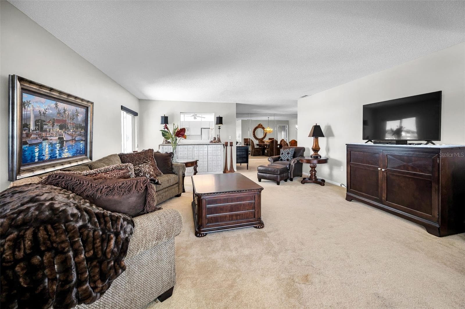 Open plan with separate dining - 100 BLUFF VIEW DR #514C, BELLEAIR BLUFFS