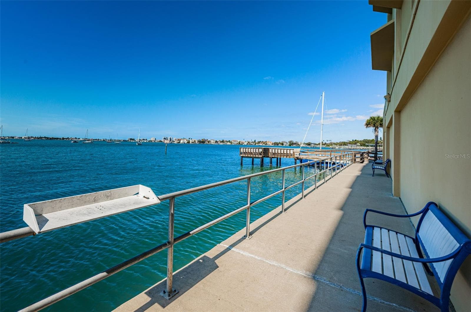 Fishing pier - 100 BLUFF VIEW DR #514C, BELLEAIR BLUFFS