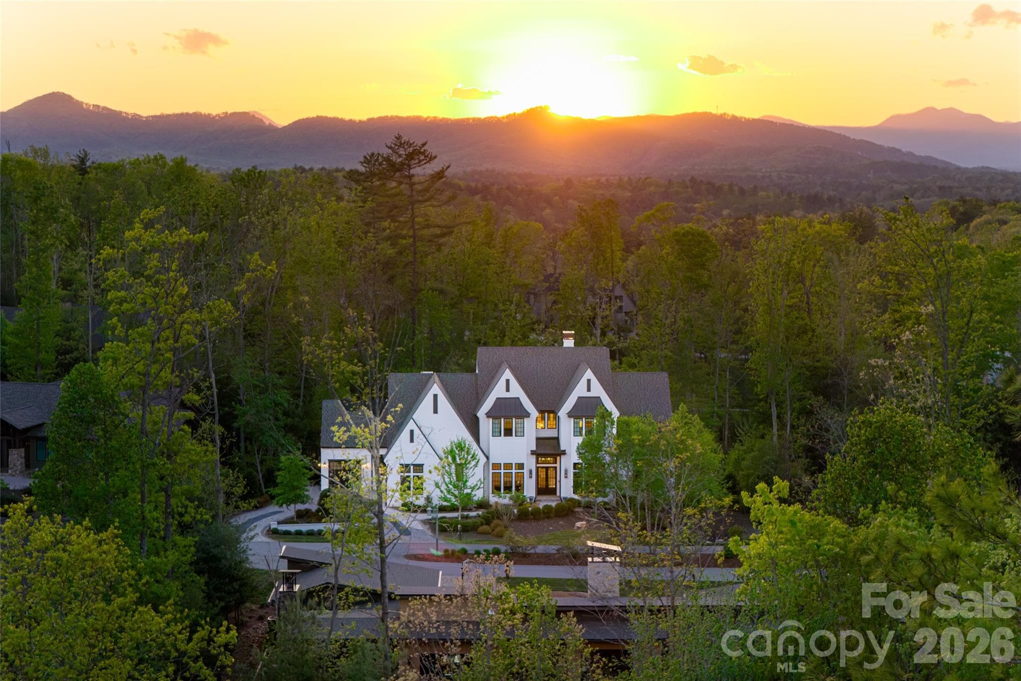 Single Family Residence at 6 Stansbury Drive, Asheville, photo 42 of 48