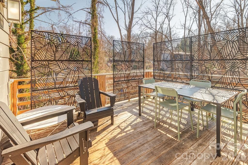 Single Family Residence at 21 Orrinel Way, Asheville, photo 18 of 36