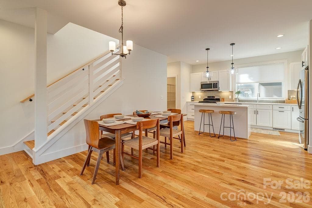 Single Family Residence at 21 Orrinel Way, Asheville, photo 20 of 36