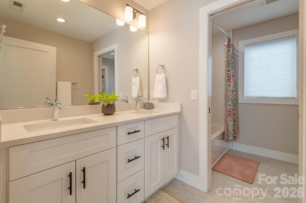 Single Family Residence at 21 Orrinel Way, Asheville, photo 23 of 36