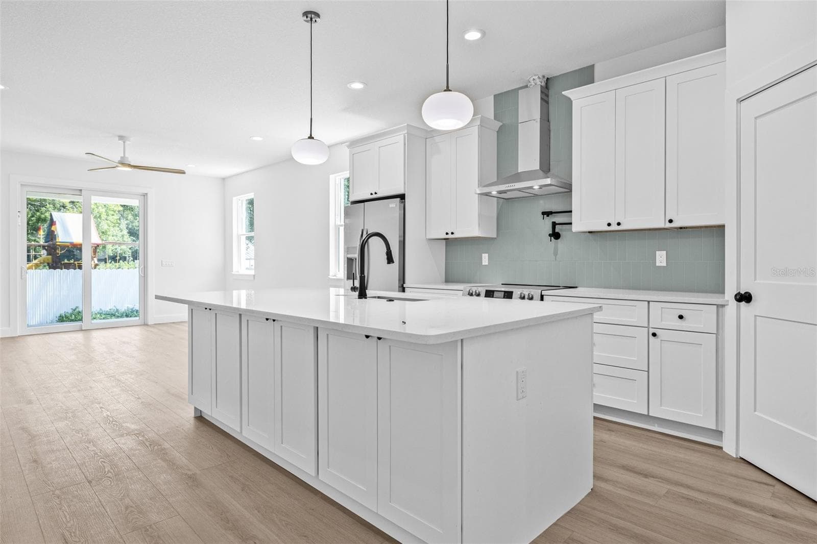 Kitchen - 7617 ALVINA ST, TAMPA