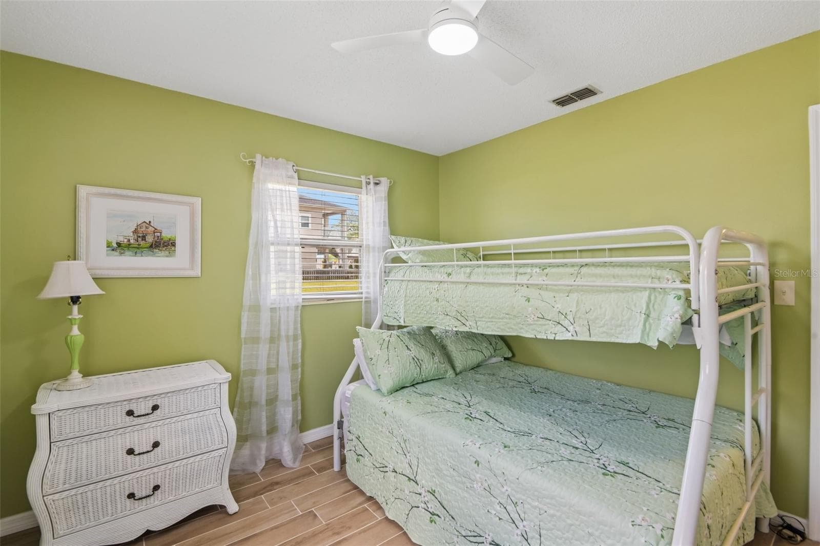 Single Family Residence at 8212 HAYWARD LN, PORT RICHEY, photo 19 of 57