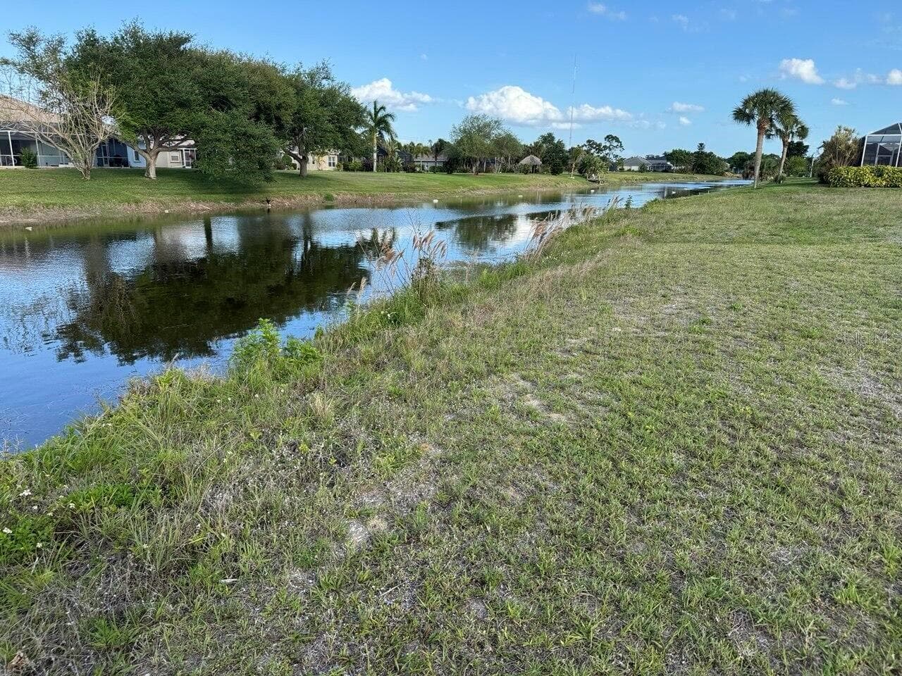 743 ROTONDA CIR