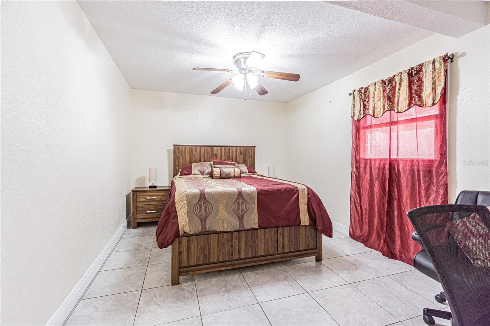 Single Family Residence at 3112 W HENRY AVE, TAMPA, photo 24 of 31