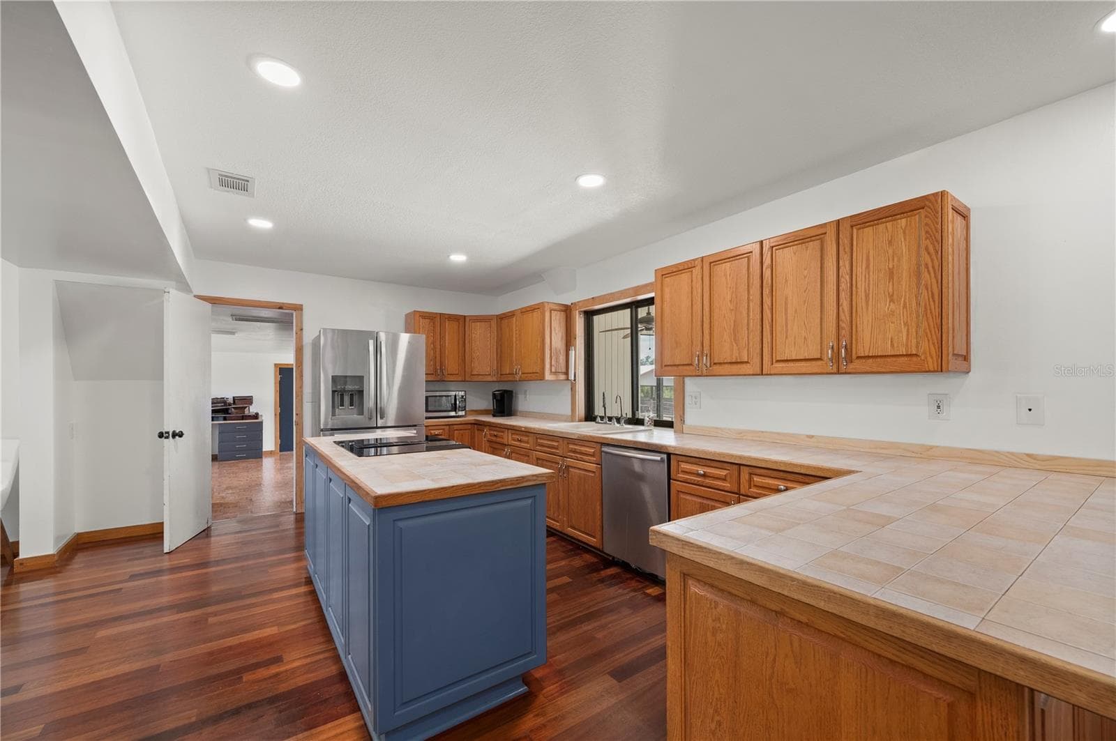 Single Family Residence at 5674 BLACKJACK CT S, PUNTA GORDA, photo 9 of 83