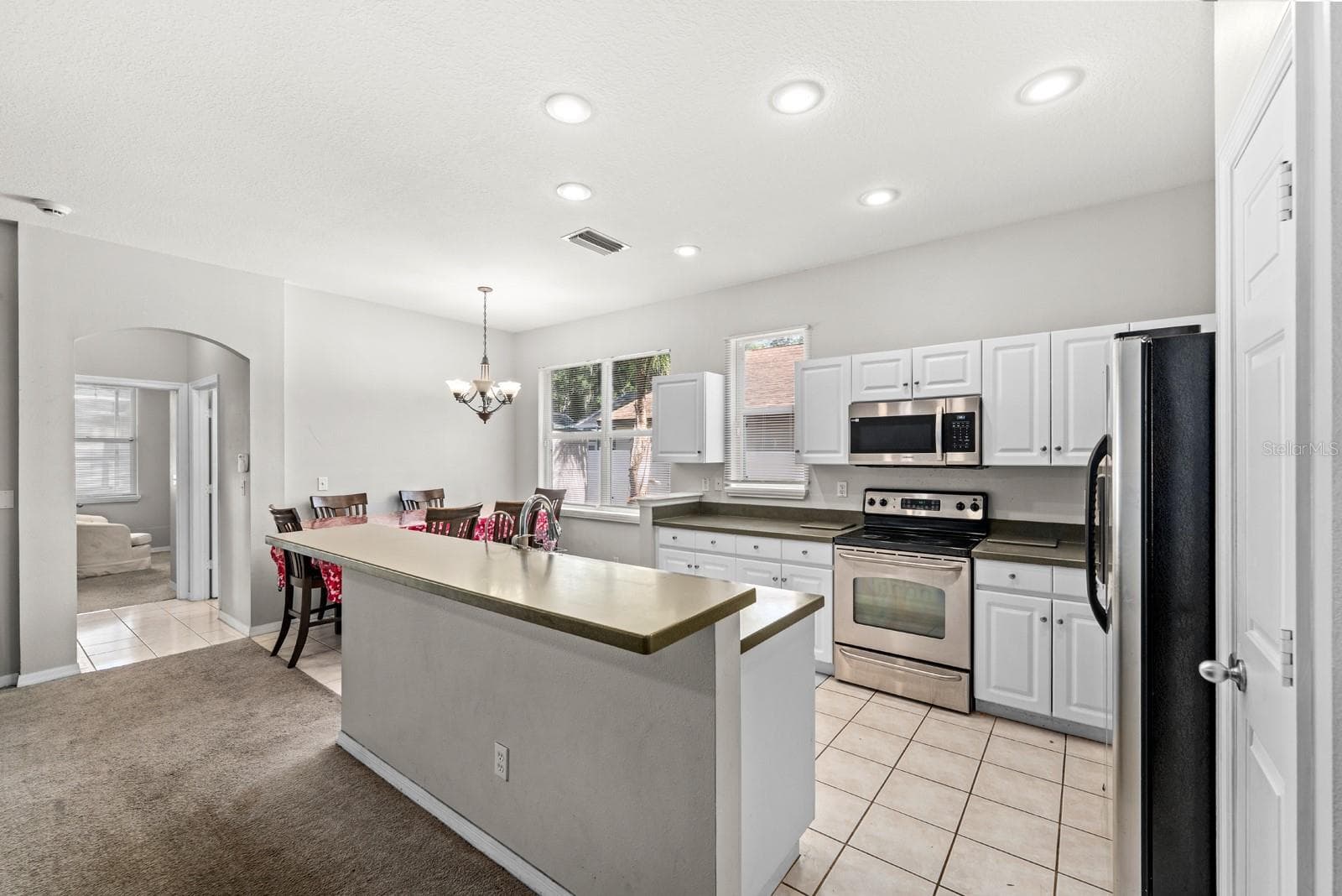 Single Family Residence at 4814 PORTOBELLO CIR, VALRICO, photo 13 of 36