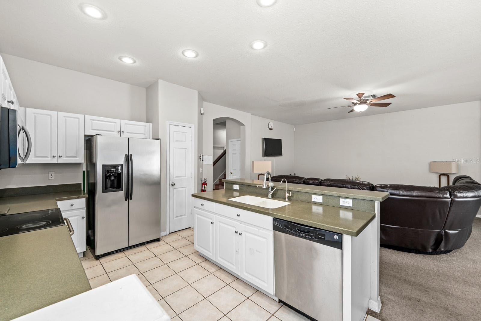 Single Family Residence at 4814 PORTOBELLO CIR, VALRICO, photo 14 of 36