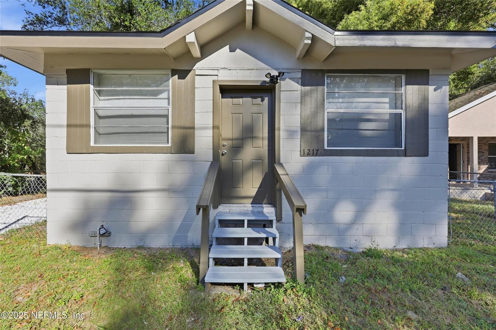 Front Exterior - 1217 W 29TH ST, JACKSONVILLE