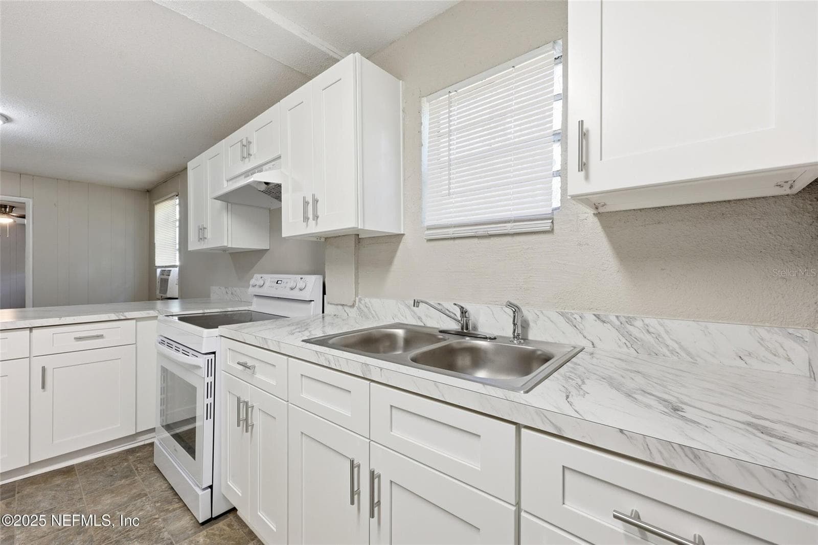 Kitchen - 1217 W 29TH ST, JACKSONVILLE