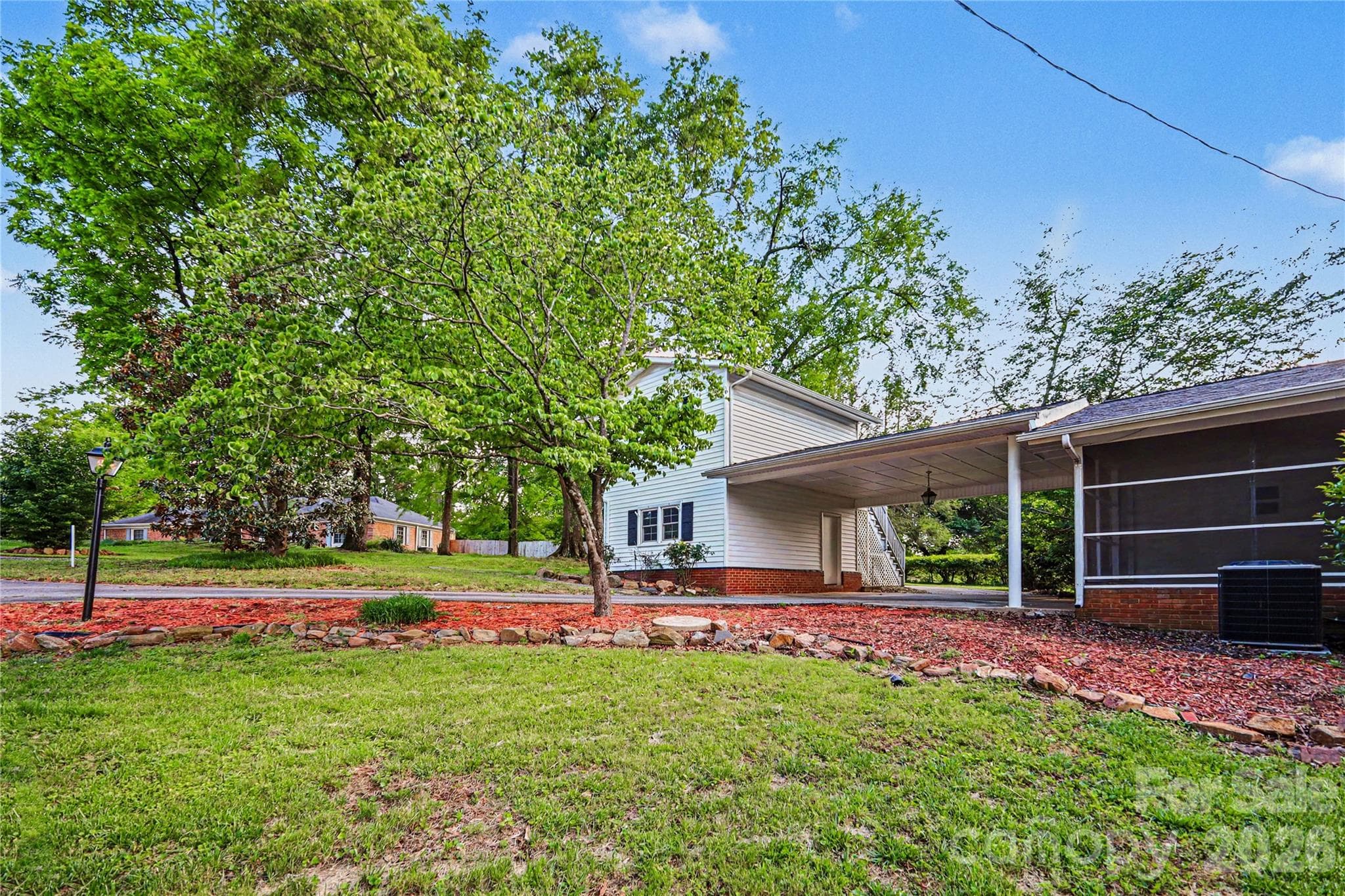 Single Family Residence at 211 Windsor Drive, Shelby, photo 20 of 21