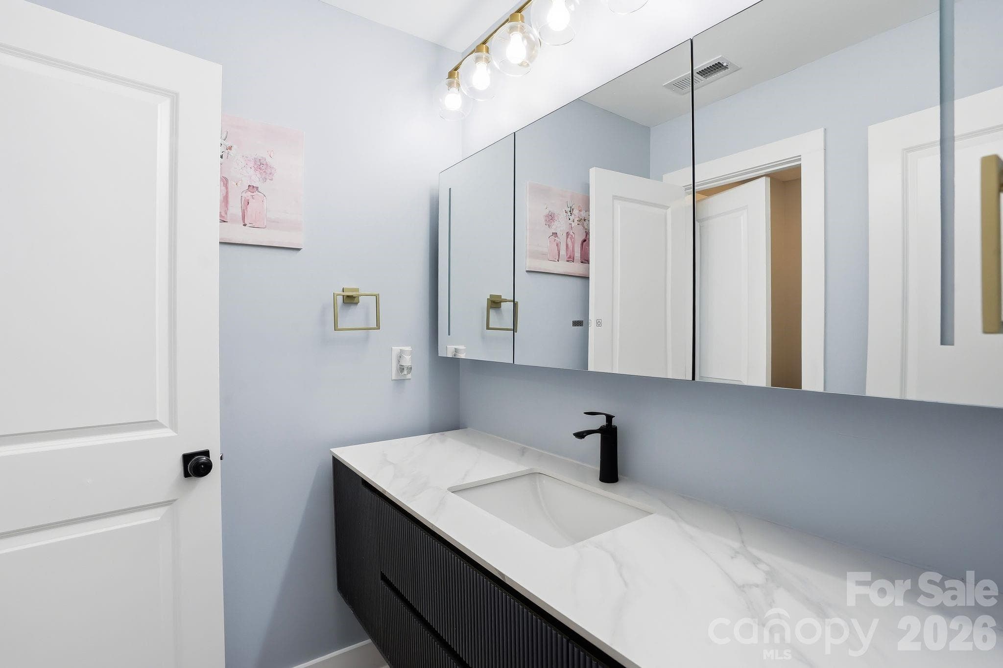 Single Family Residence at 8508 Max Meadows Drive, Charlotte, photo 19 of 48