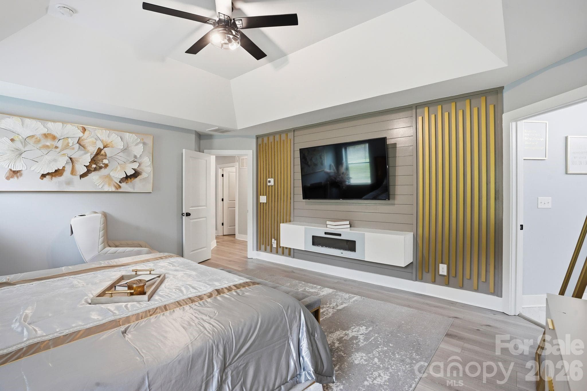 Single Family Residence at 8508 Max Meadows Drive, Charlotte, photo 13 of 48