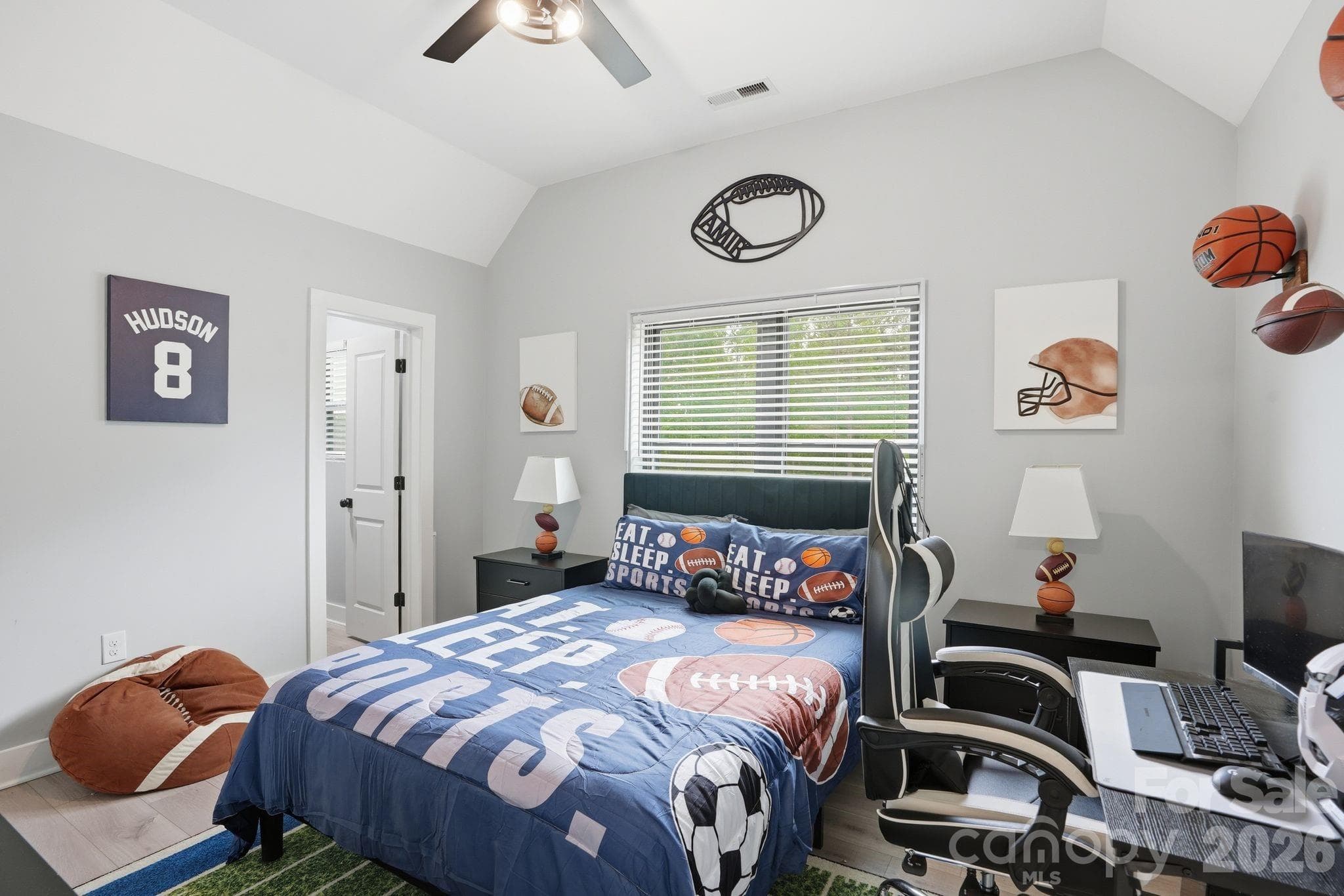 Single Family Residence at 8508 Max Meadows Drive, Charlotte, photo 30 of 48