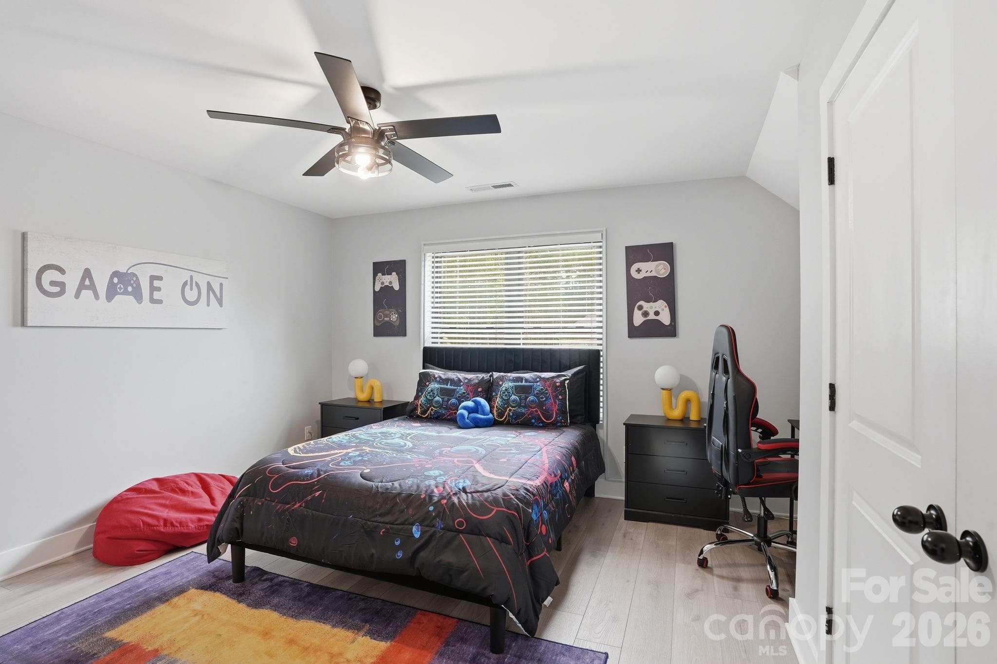 Single Family Residence at 8508 Max Meadows Drive, Charlotte, photo 34 of 48