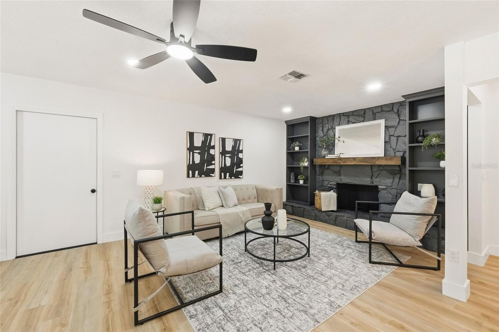 Single Family Residence at 17002 PAULA LN, LUTZ, photo 8 of 52