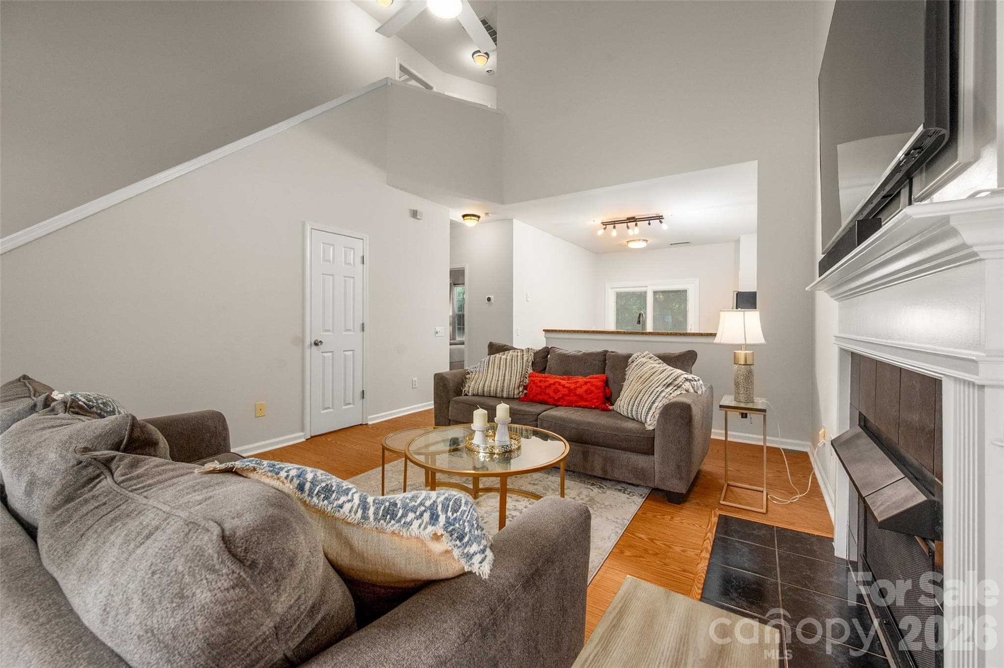 Townhouse at Charlotte, photo 8 of 43