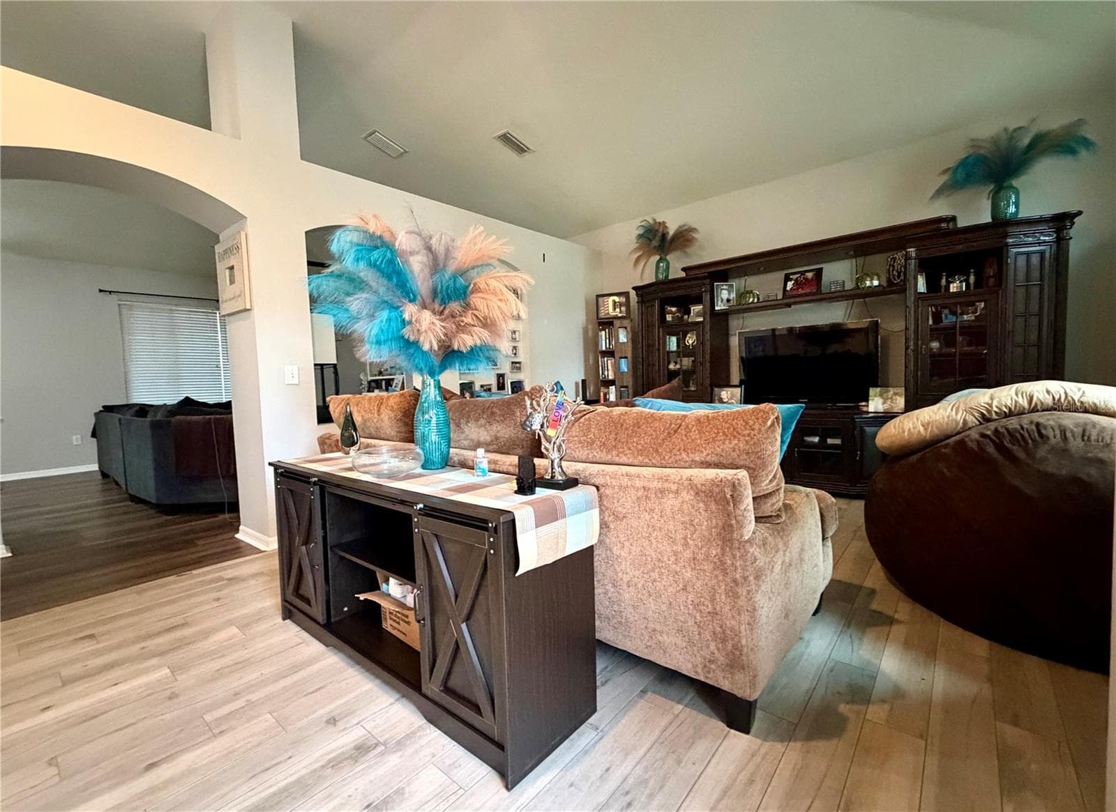 Single Family Residence at 4303 ORANGE RIDGE CT, VALRICO, photo 4 of 35