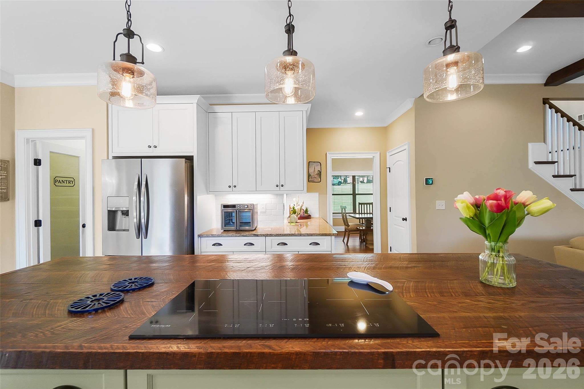 Island cooktop and pendant lighting - 3612 Lake Twitty Drive, Monroe