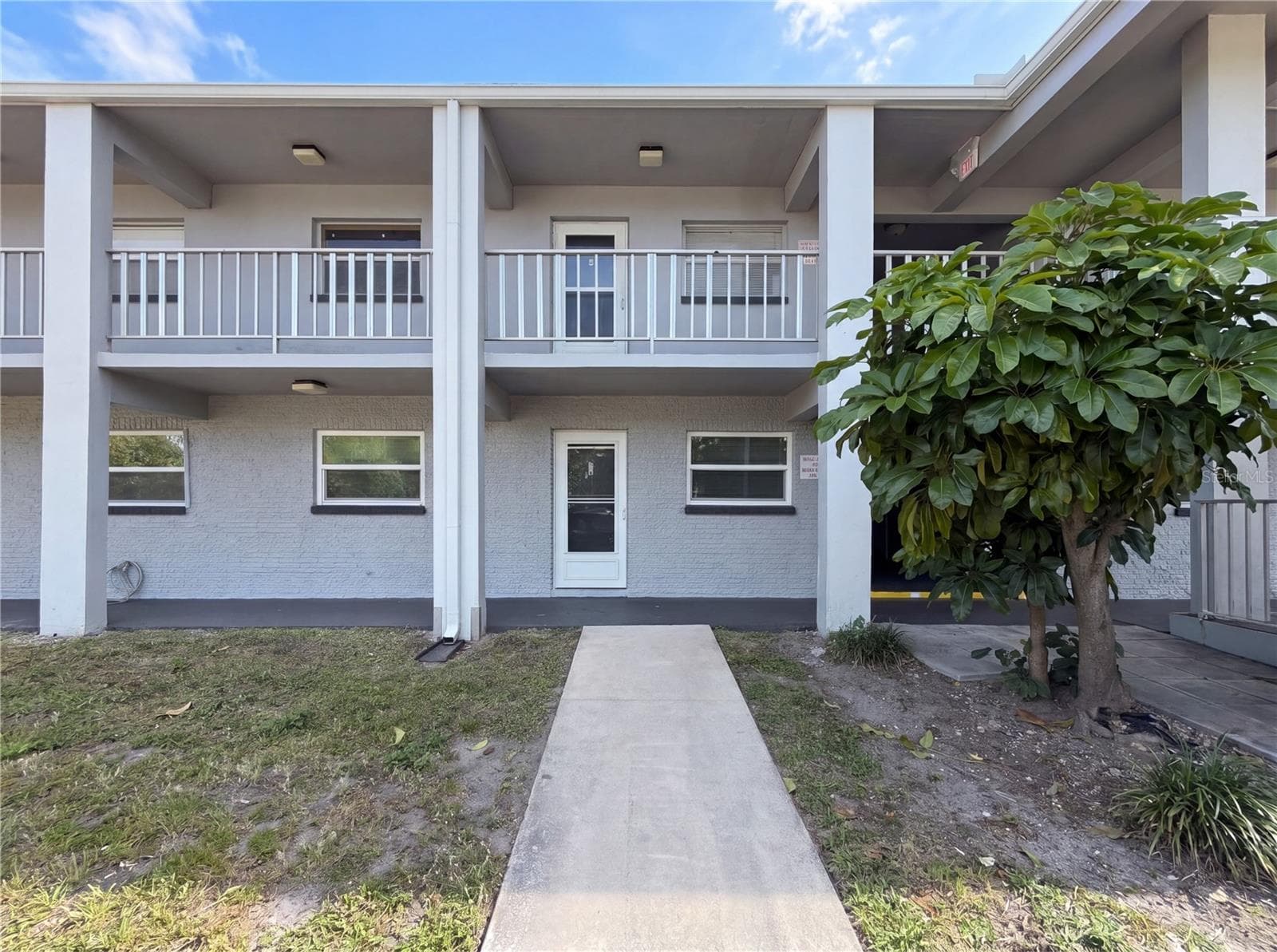 1303 S HERCULES AVE #6
