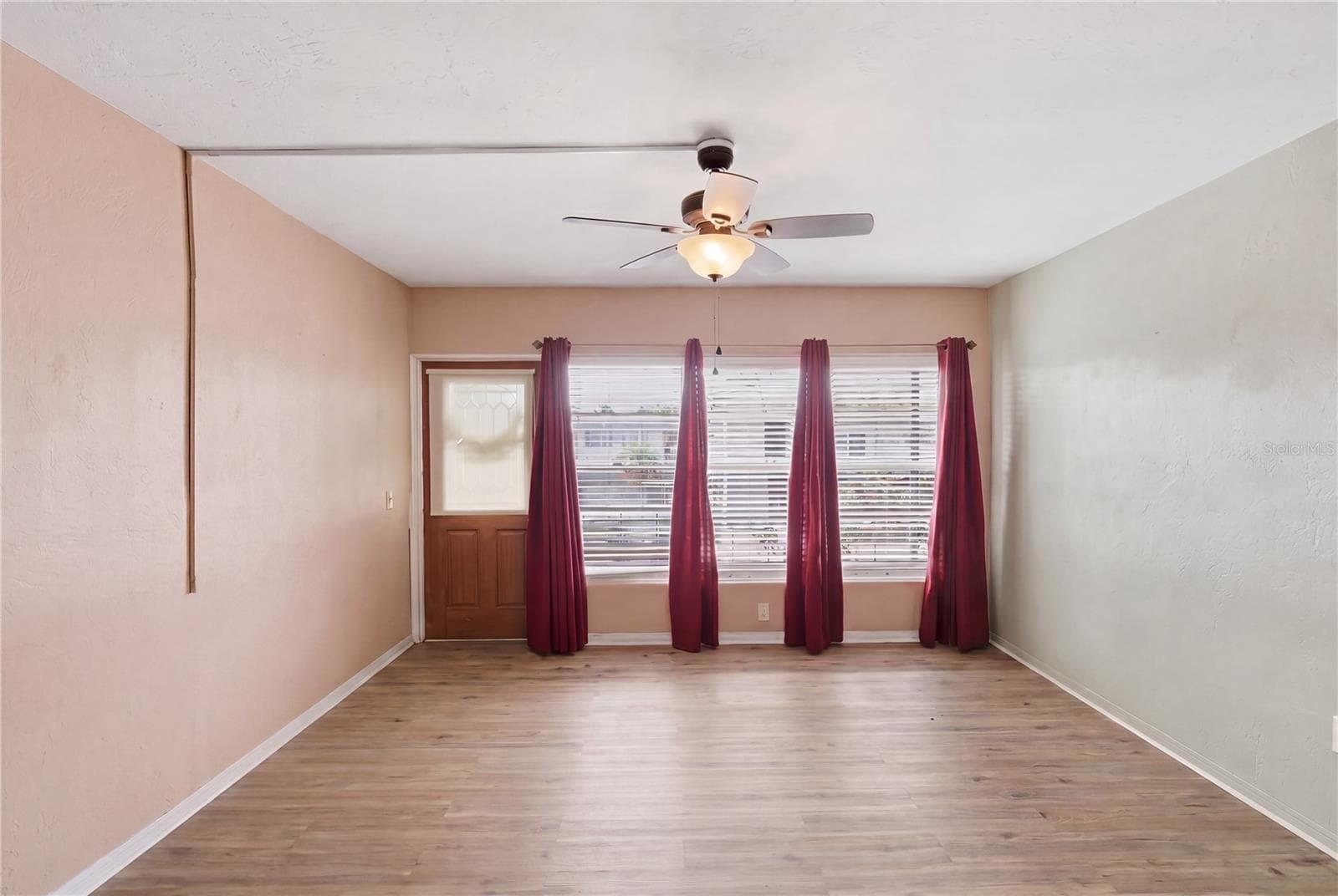 Condominium at 4325 58TH WAY N #1525, KENNETH CITY, photo 4 of 25