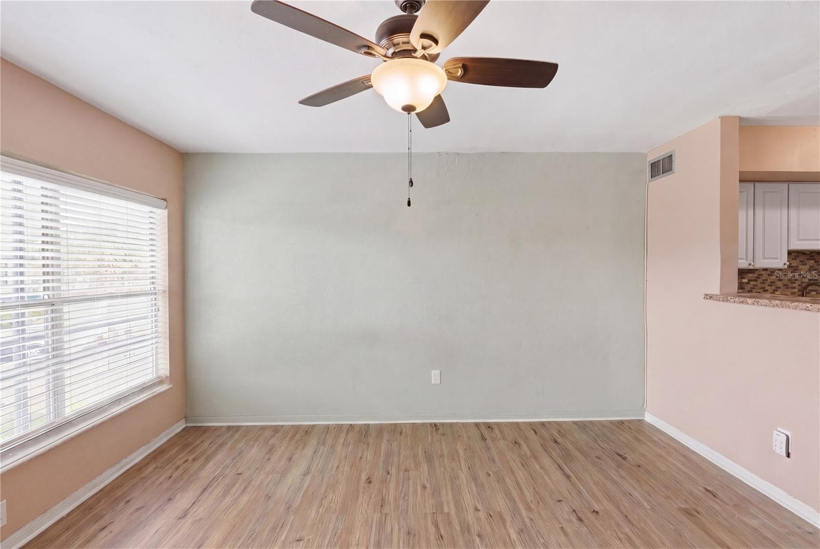 Condominium at 4325 58TH WAY N #1525, KENNETH CITY, photo 7 of 25