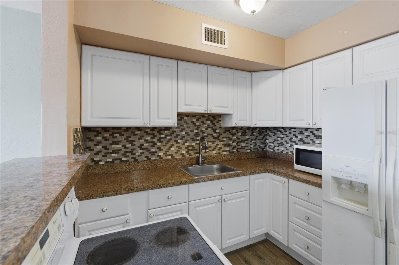 Condominium at 4325 58TH WAY N #1525, KENNETH CITY, photo 11 of 25