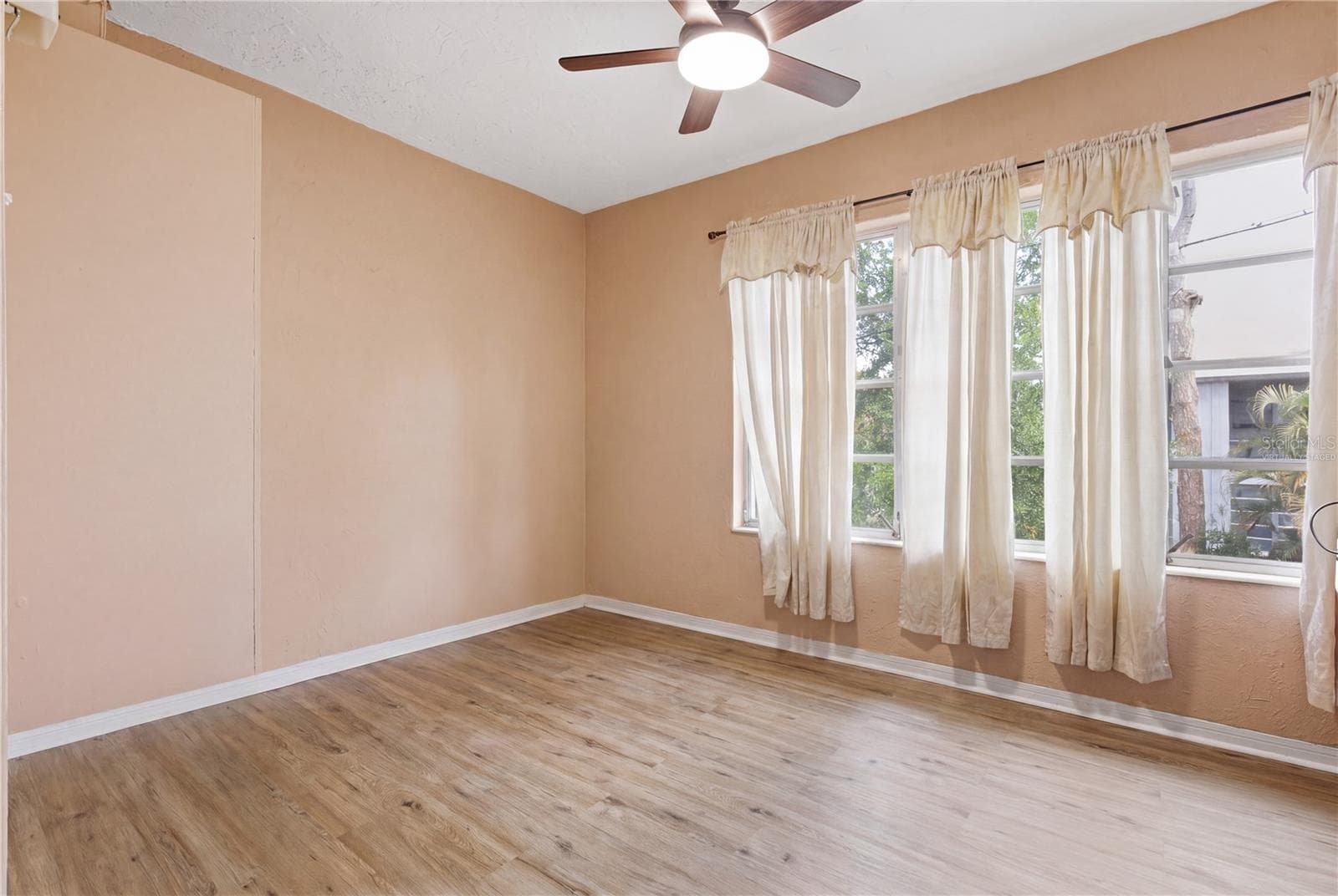 Virtually Staged - 4325 58TH WAY N #1525, KENNETH CITY