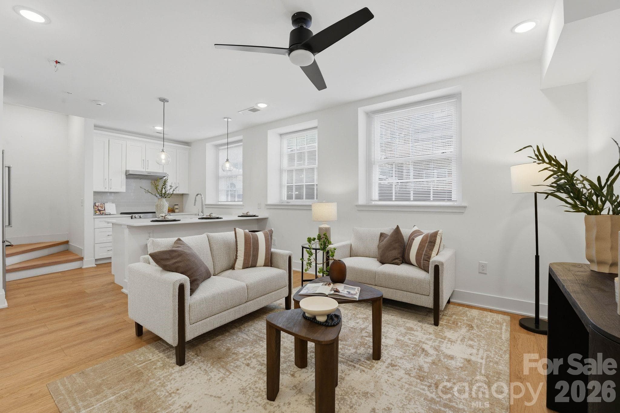 Condominium at Charlotte, photo 5 of 45
