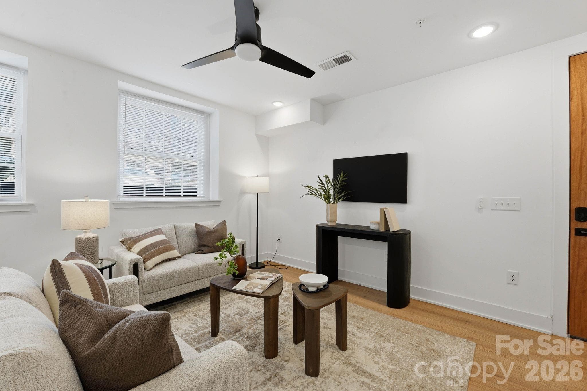 Condominium at Charlotte, photo 8 of 45