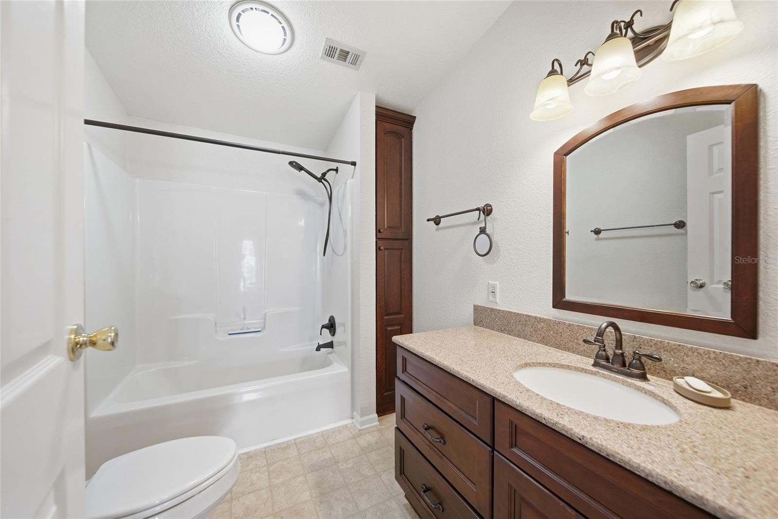 Manufactured Home at 8401 WEATHERFORD AVE, BROOKSVILLE, photo 20 of 33