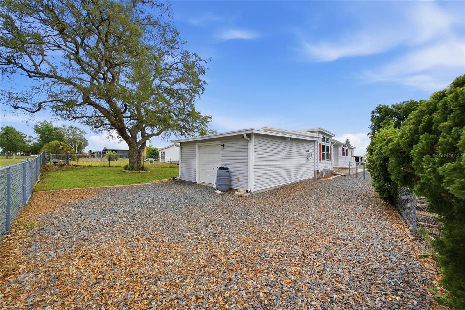 Manufactured Home at 8401 WEATHERFORD AVE, BROOKSVILLE, photo 26 of 33