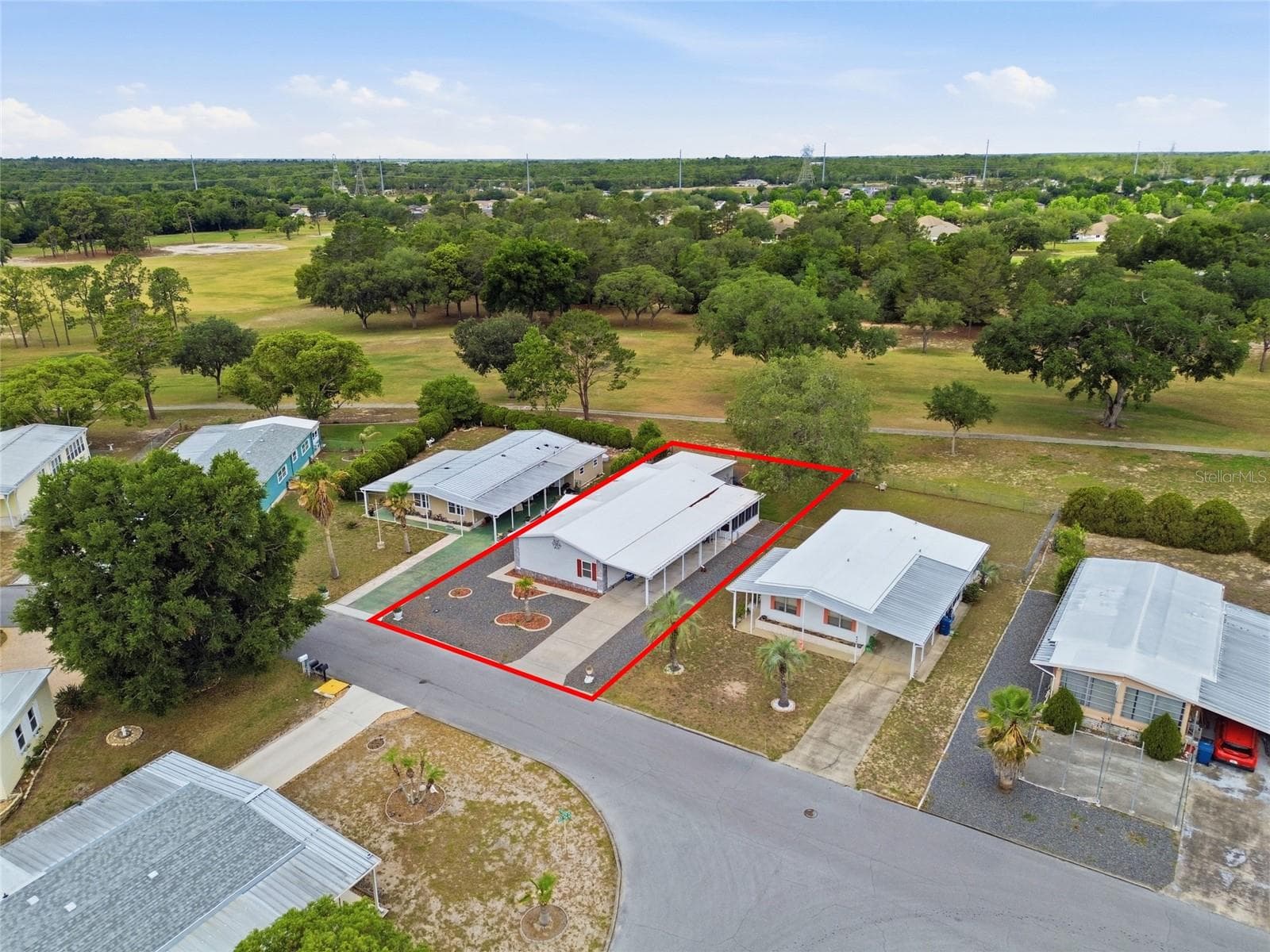Manufactured Home at 8401 WEATHERFORD AVE, BROOKSVILLE, photo 29 of 33