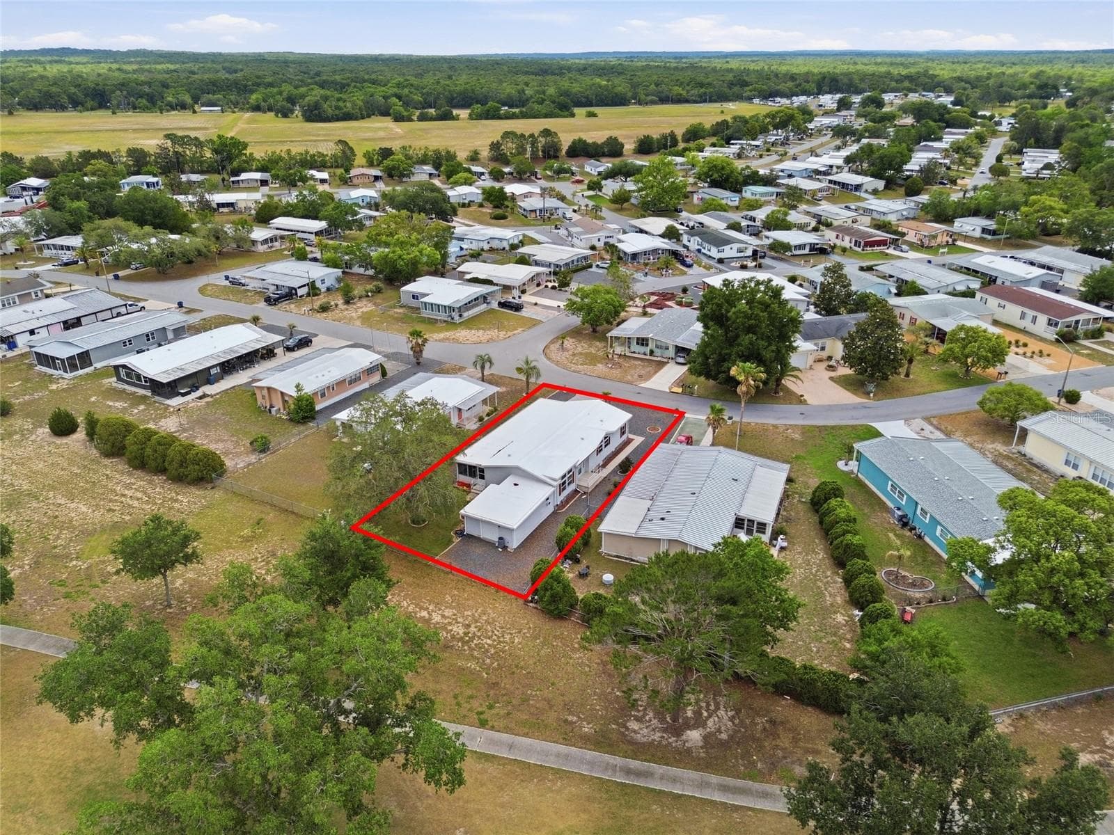 Manufactured Home at 8401 WEATHERFORD AVE, BROOKSVILLE, photo 30 of 33