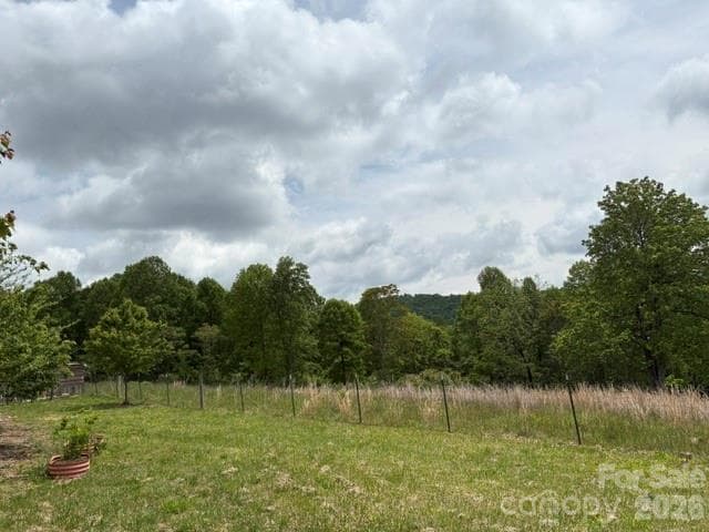 Single Family Residence at 68 Simply Grateful Drive, Hendersonville, photo 24 of 30