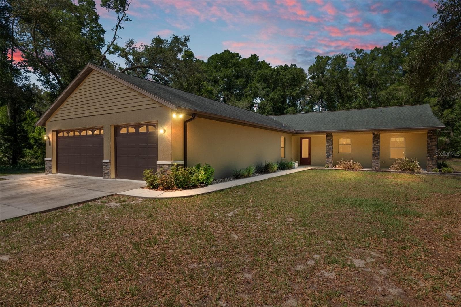 Single Family Residence at 5190 NW 90TH AVE, CHIEFLAND, photo 2 of 57