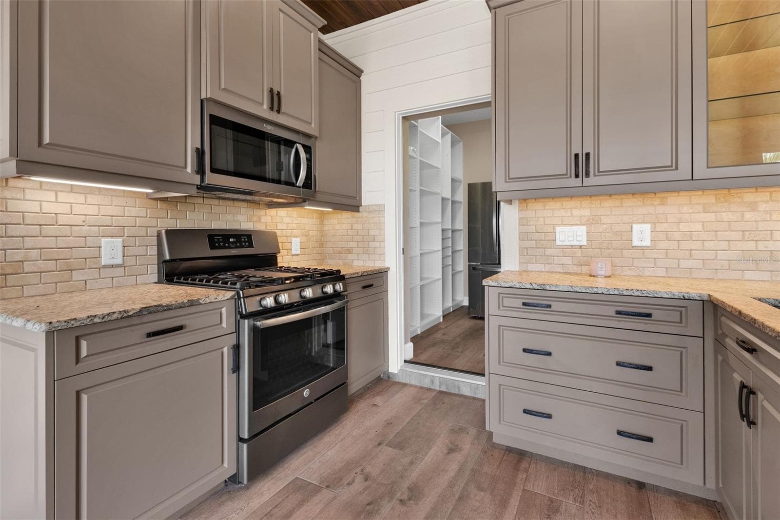Single Family Residence at 8306 SW SAND CRANE LOT 87 CIR, ARCADIA, photo 12 of 94