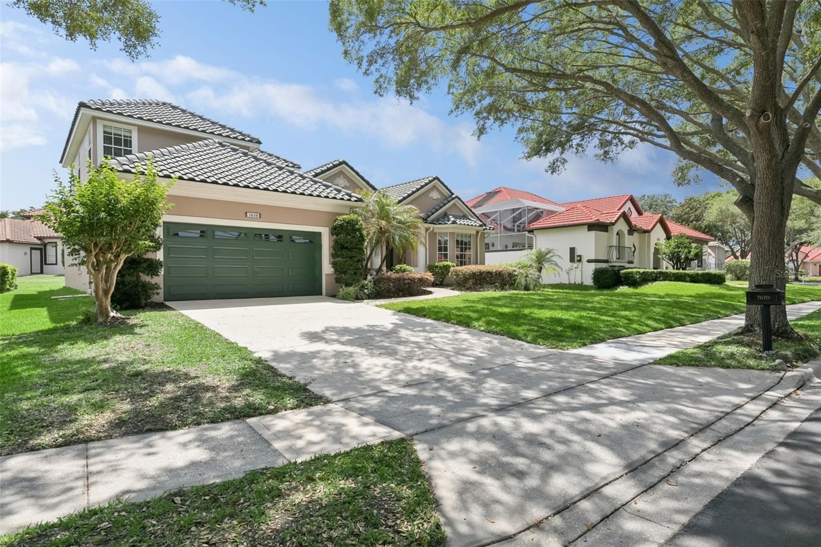 Single Family Residence at 7670 MILANO DR, ORLANDO, photo 3 of 37