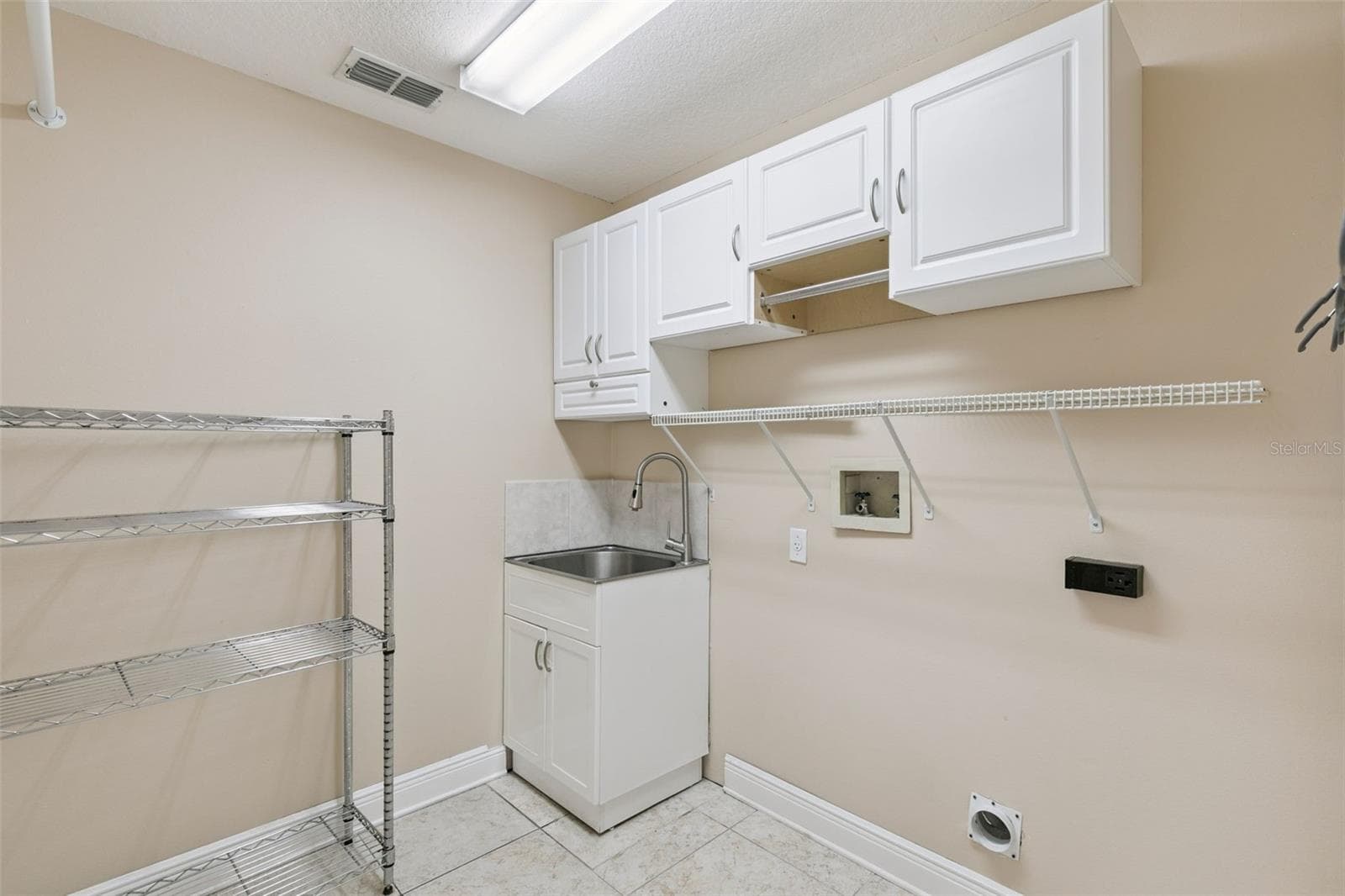 Single Family Residence at 7670 MILANO DR, ORLANDO, photo 31 of 37