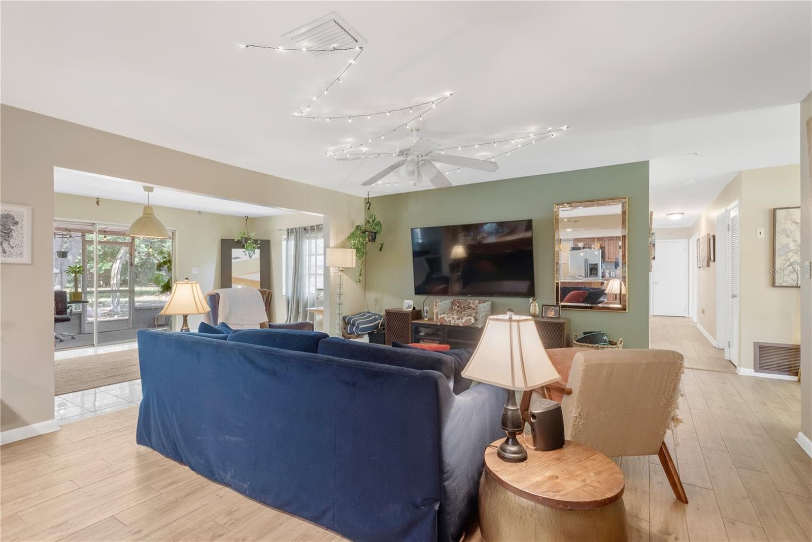 Single Family Residence at 5007 S HESPERIDES ST, TAMPA, photo 15 of 34