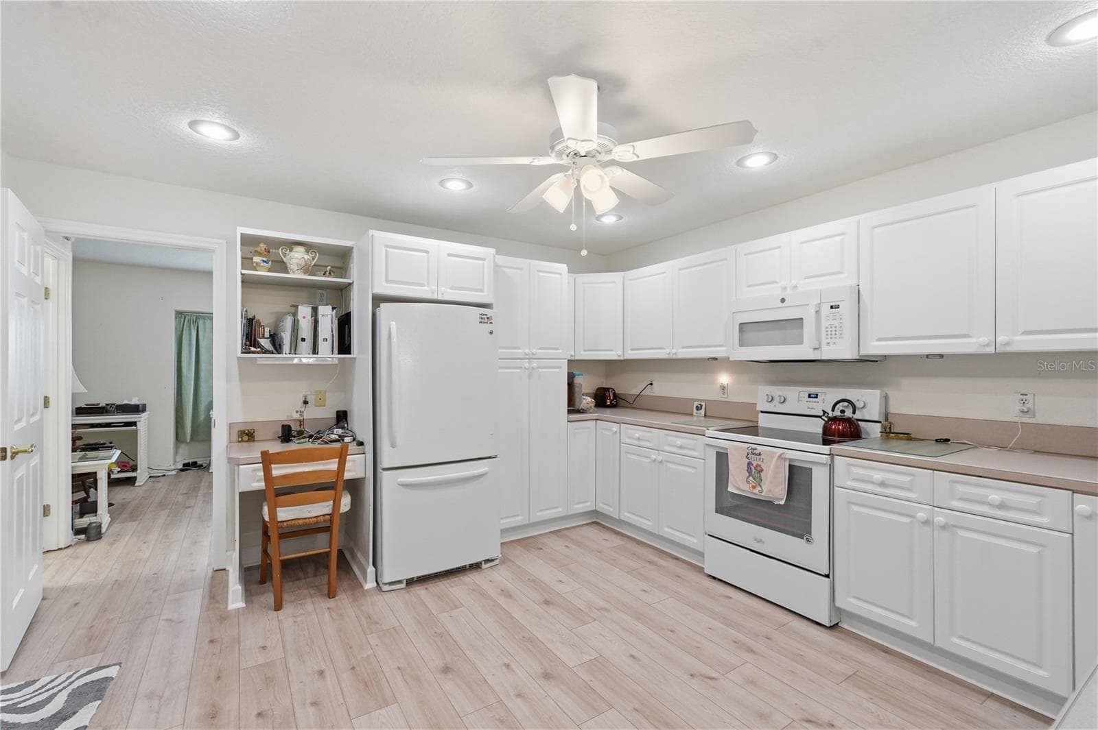 Townhouse at 545 PINELLAS BAYWAY S #302, ST PETERSBURG, photo 14 of 66